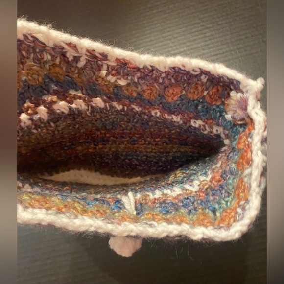 Handmade Crochet 11” Crossbody Bag Purse Boho - Picture 5 of 7
